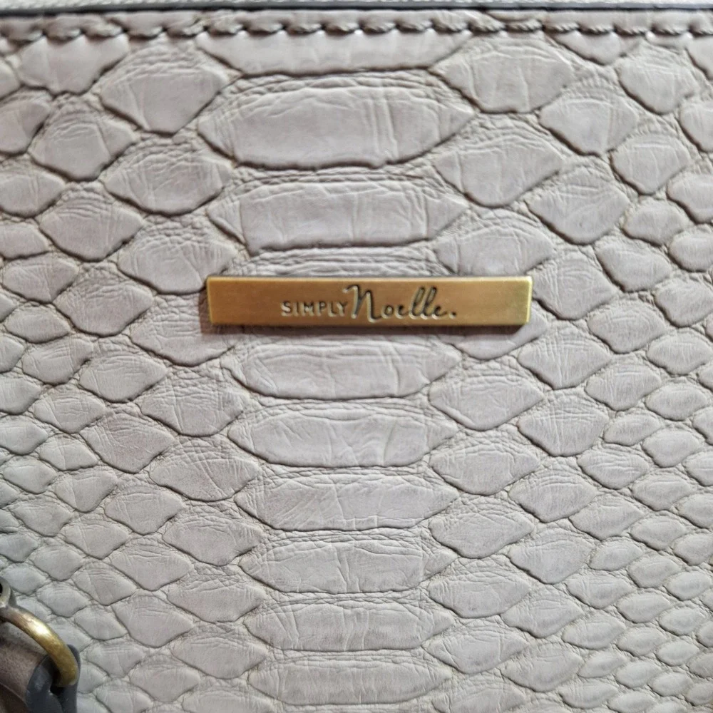 Simply Noelle Women's Gray Snakeskin Embossed Faux Leather Satchel Crossbody Bag